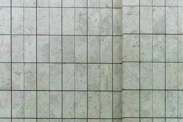 Azulejos y silicona en Burlada